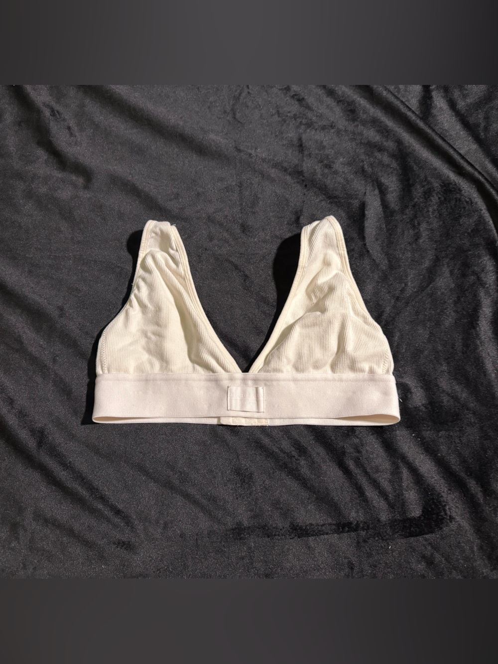 Danskin Cream Wireless V-Neck Bralette